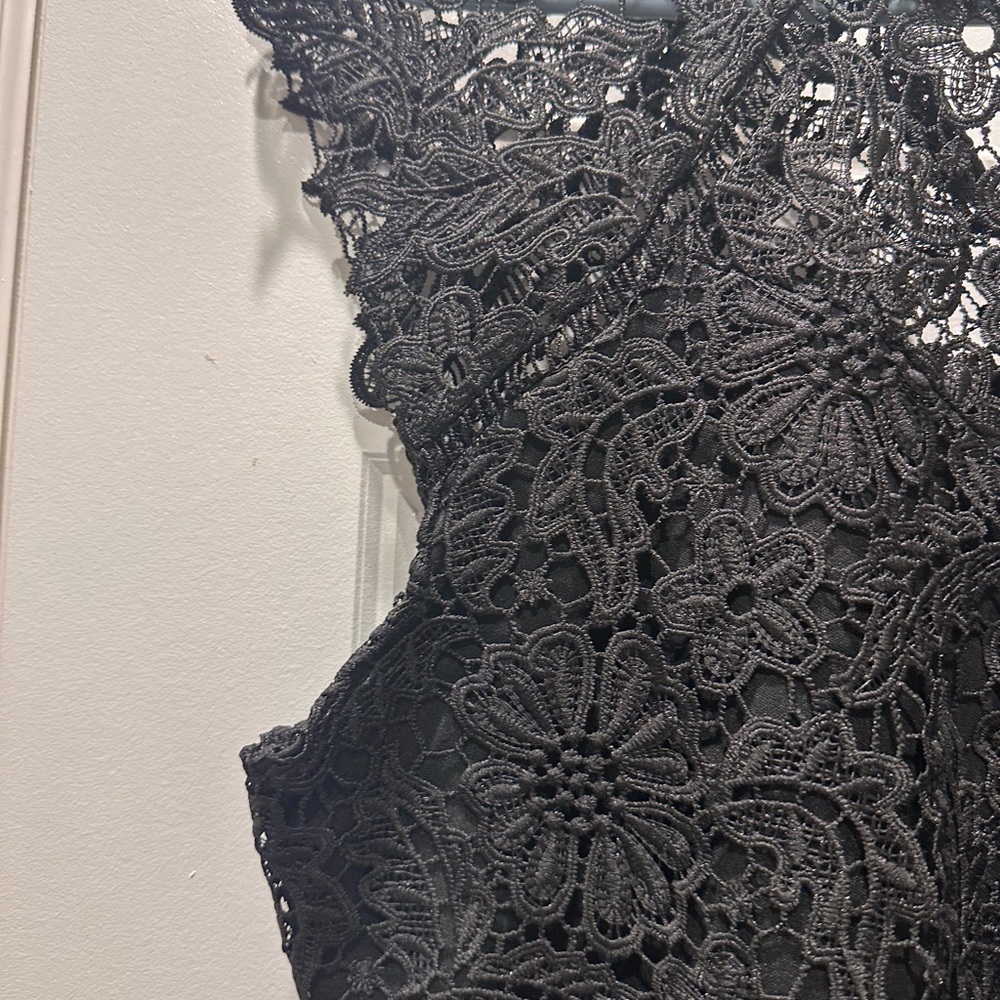 Adiva Black Floral Lace Blouse NWT - Picture 4 of 8